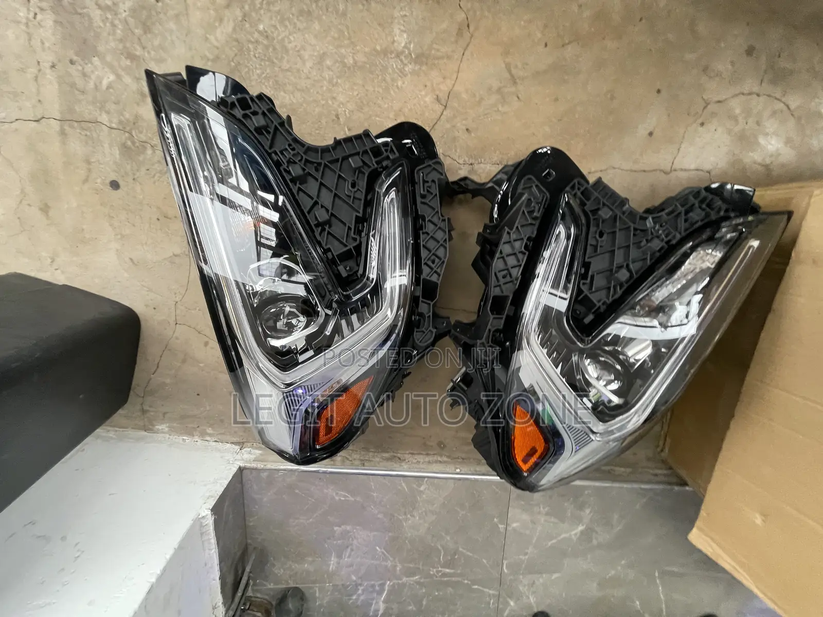 GMC Terrain 2018,2019,2020 Headlight