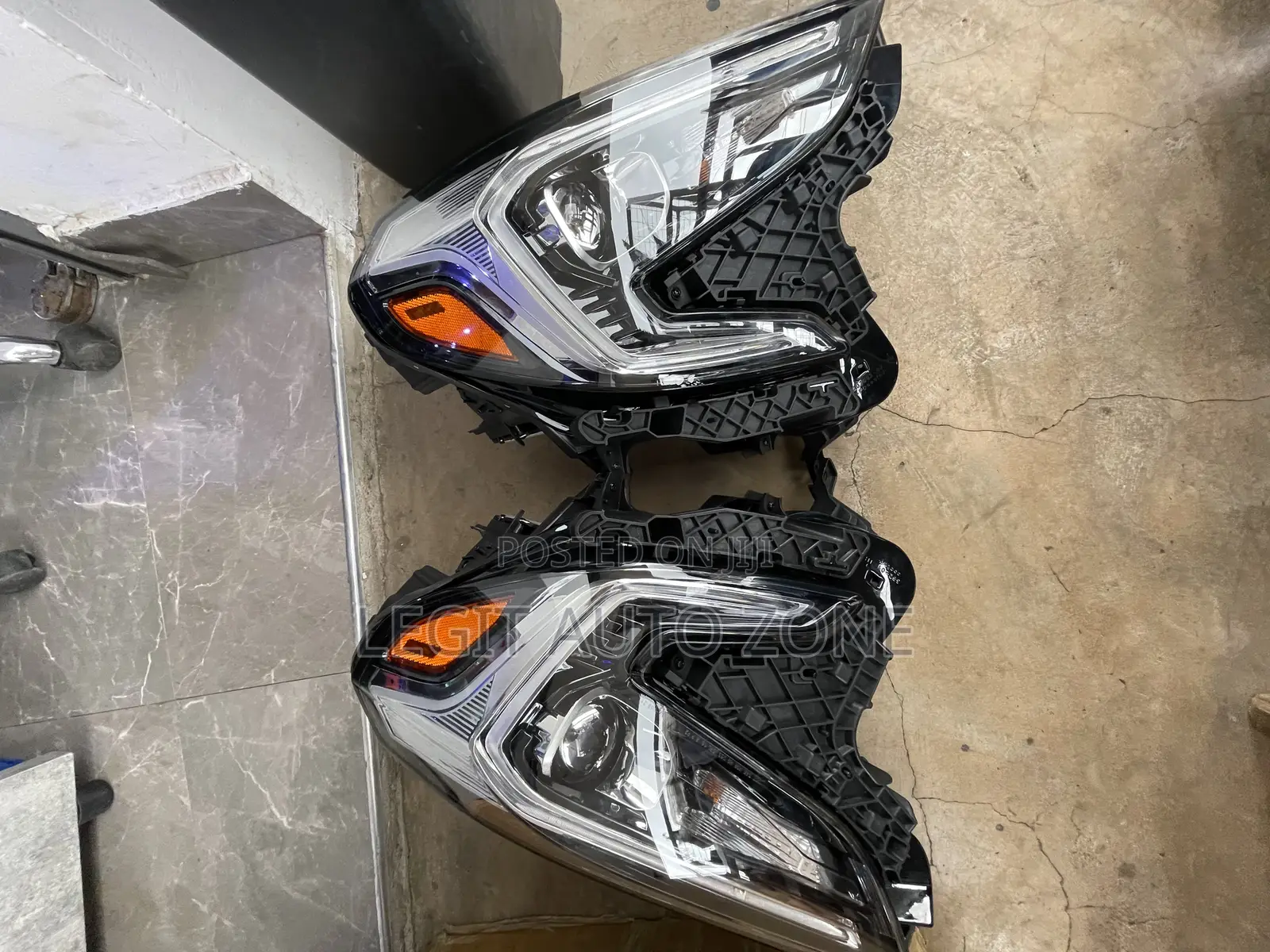 GMC Terrain 2018,2019,2020 Headlight