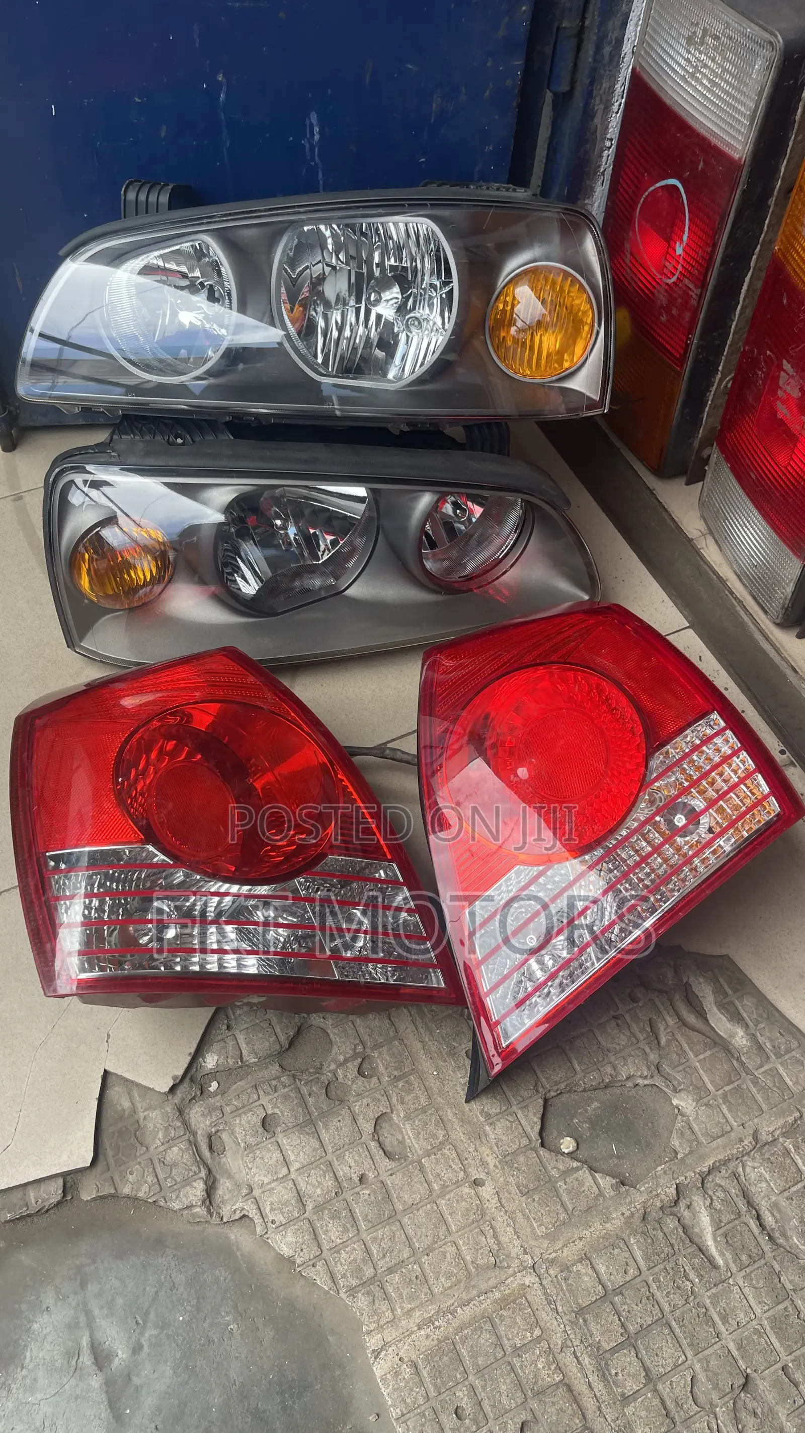 Hyundai Elantra Headlights Taillight Set 2002,2003,2004,2005