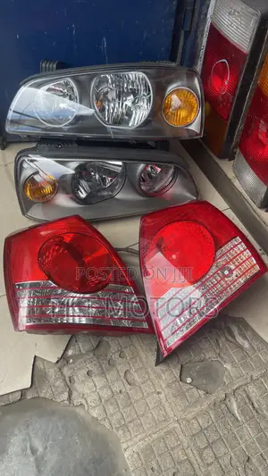 Hyundai Elantra Headlights Taillight Set 2002,2003,2004,2005