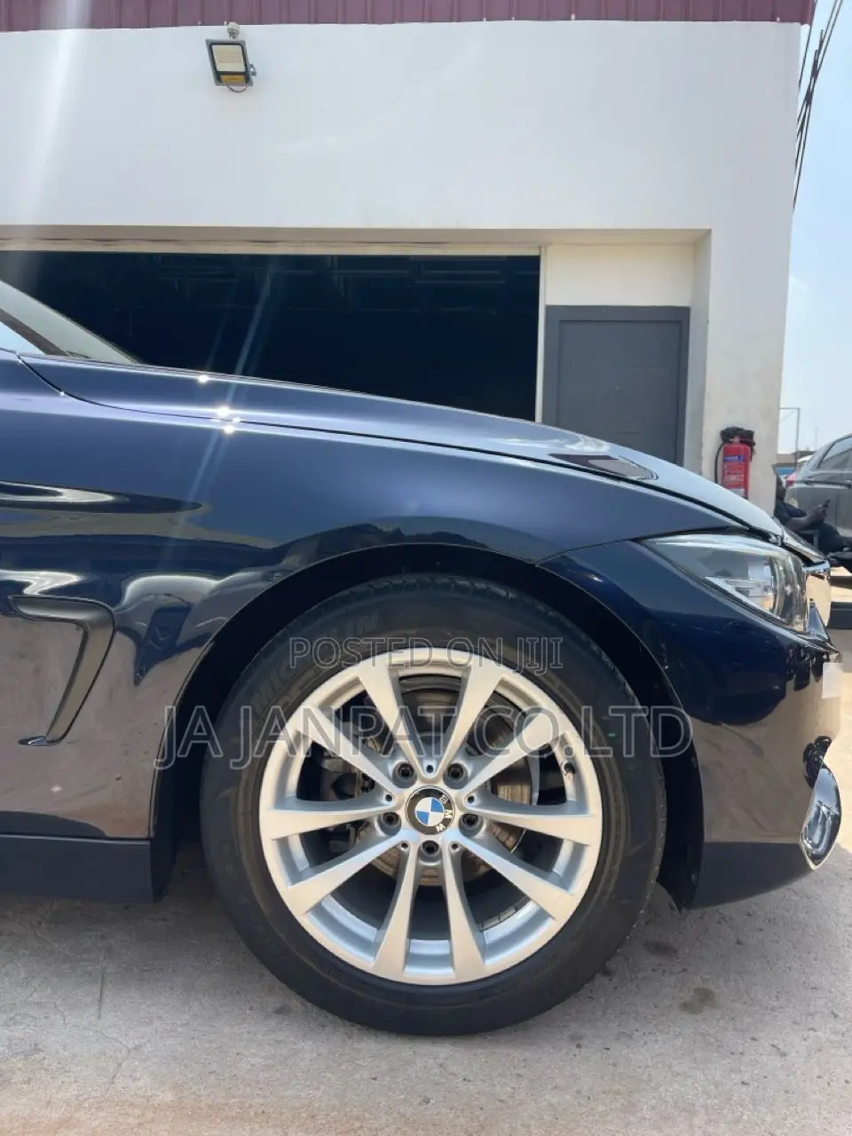 BMW 530i 2019 Blue