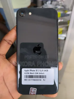 Apple iPhone SE (2020) 64 GB Black