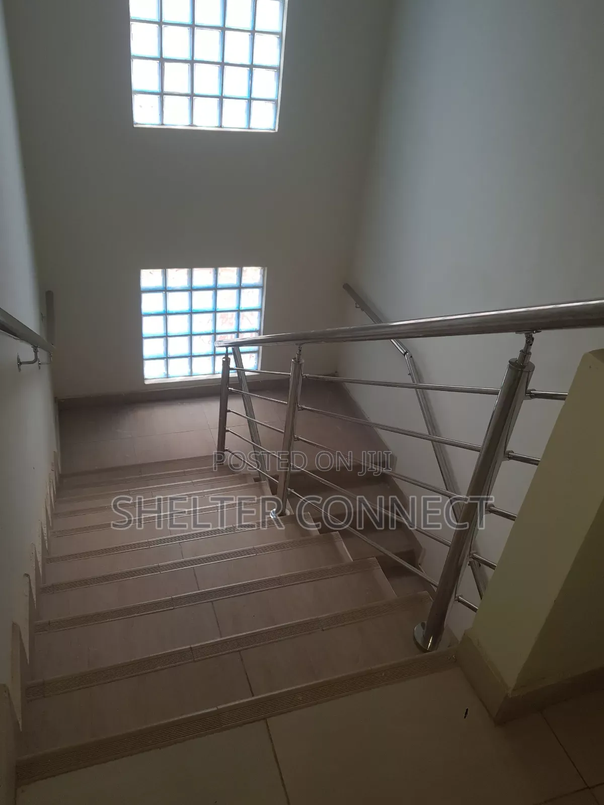 4bdrm Duplex in Pantang, Adenta for rent