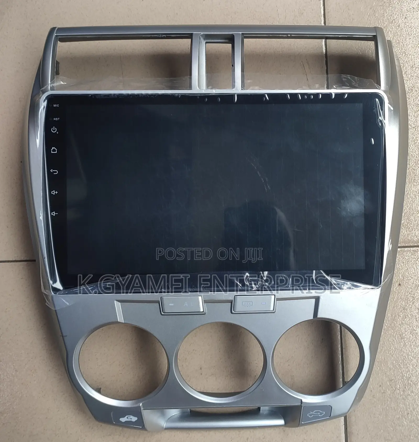 New Android Tape for All Cars (With Reverse Camera)