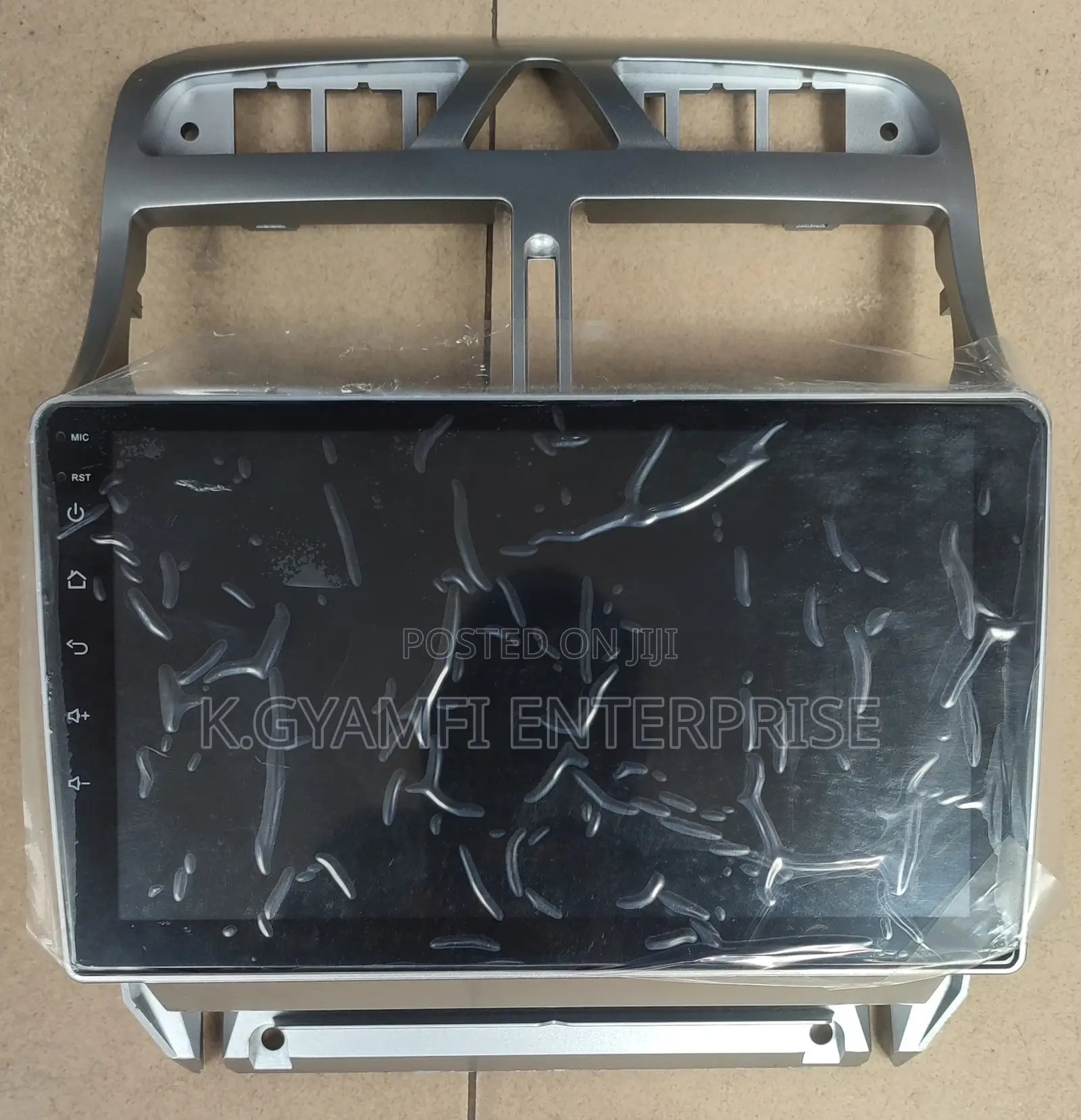 New Android Tape for All Cars (With Reverse Camera)