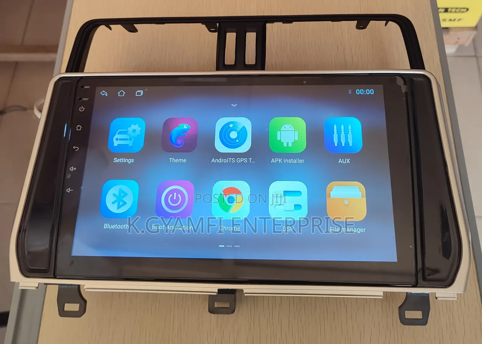 New Android Tape for All Cars (With Reverse Camera)