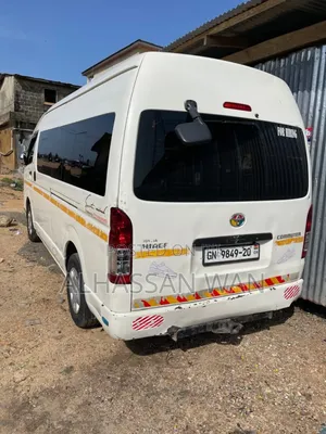 Toyota HiAce 2012 White