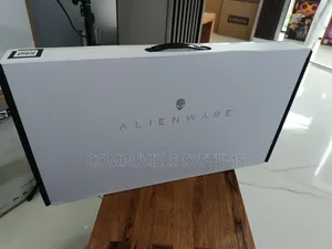 New Laptop Alienware Area-51m 32GB Intel Core Ultra 9 SSD 1T