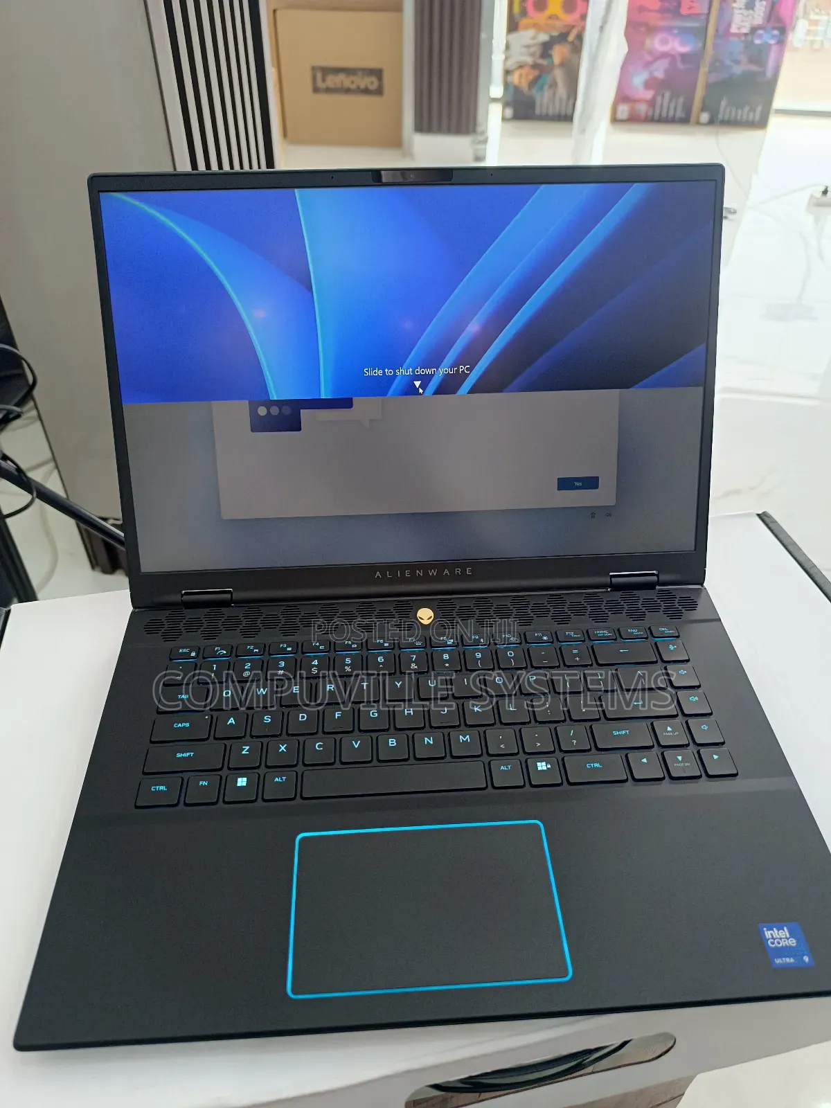 New Laptop Alienware Area-51m 32GB Intel Core Ultra 9 SSD 1T