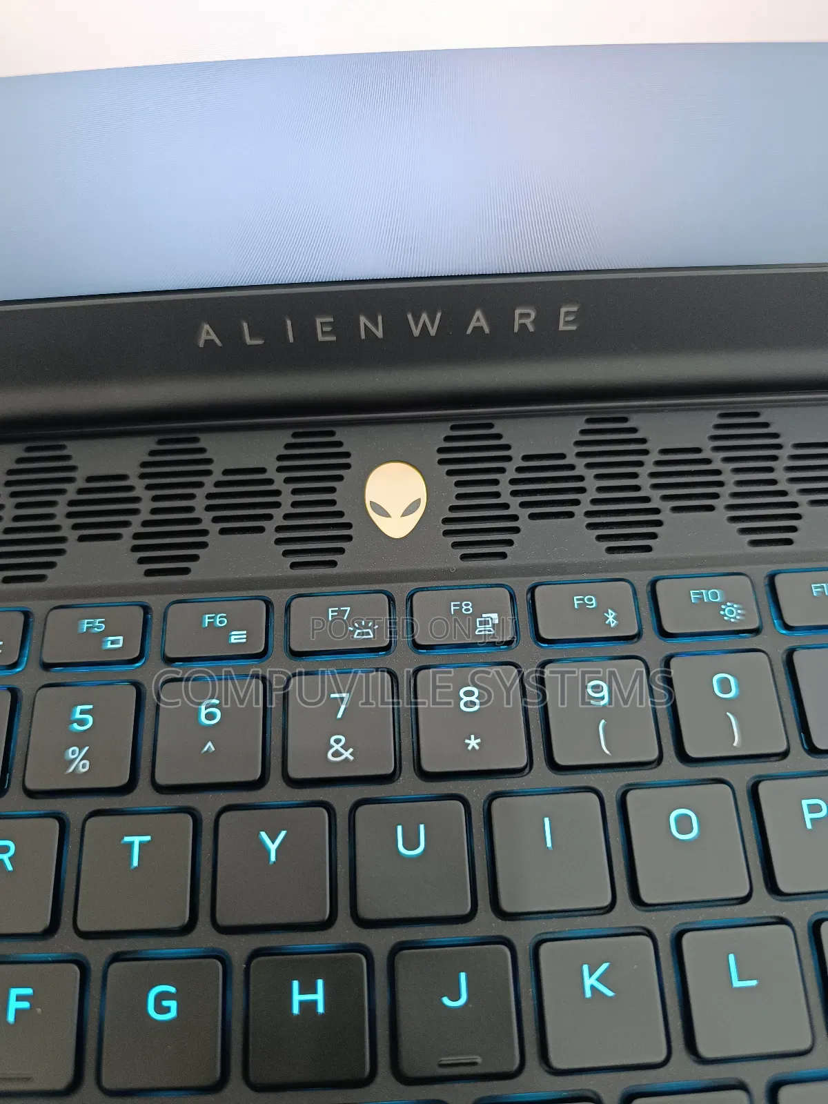 New Laptop Alienware Area-51m 32GB Intel Core Ultra 9 SSD 1T