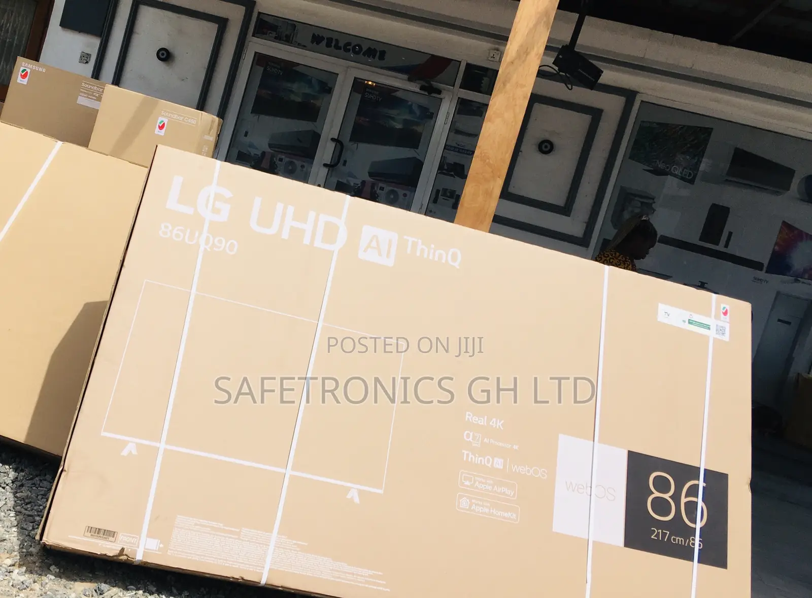 Sleek Super Smart 86UR78 LG Led 86 Inch Tv