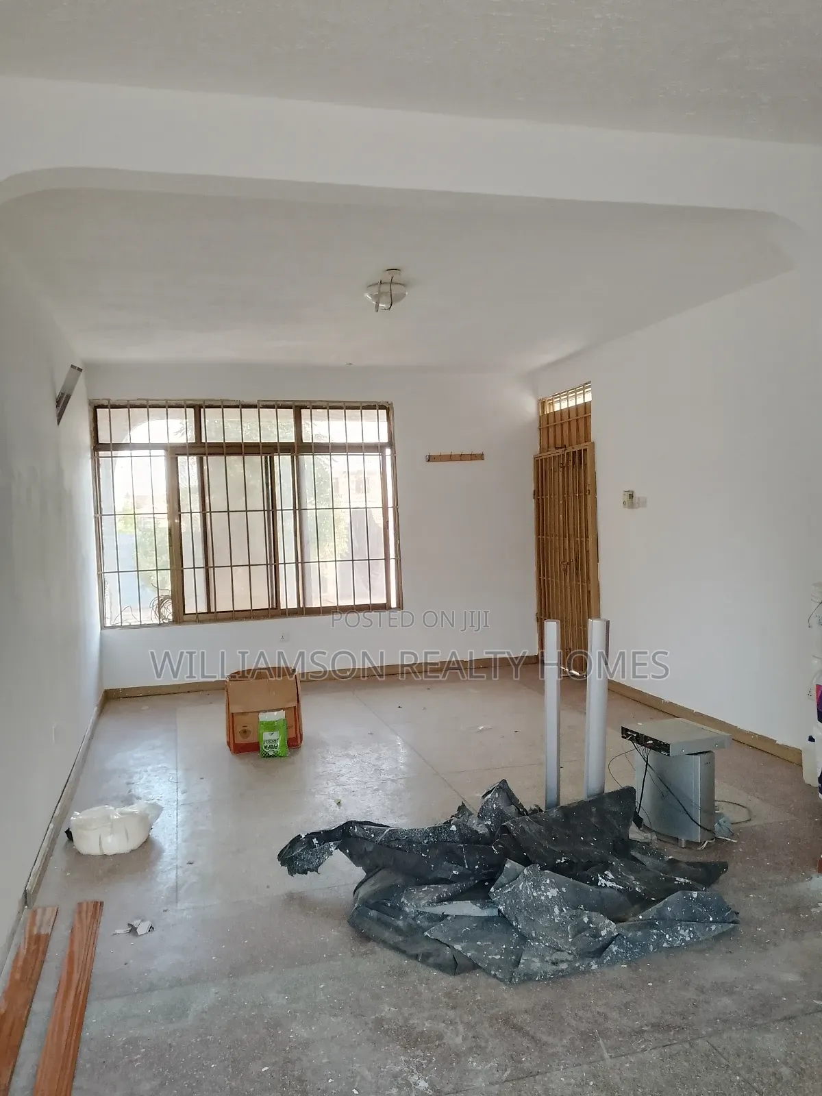 4bdrm House in Hfc Estate Area, Spintex for rent