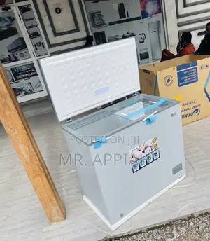 Affordable Pearl PCF-240 200L Electric Freezer(Silver)