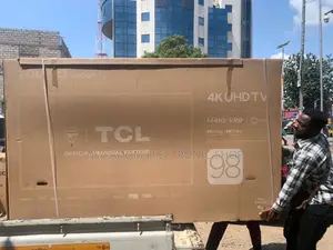 TCL Uhd TV 98”