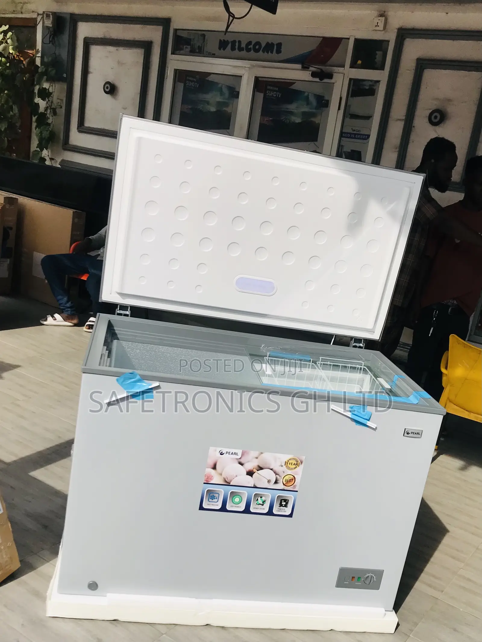 Massive and Fast 251L Pearl PCF-290 Freezer 1 Door