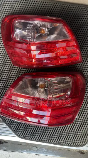 Nissan Rogue Taillight 2007,2008,2009,2010,2011,2012,2013