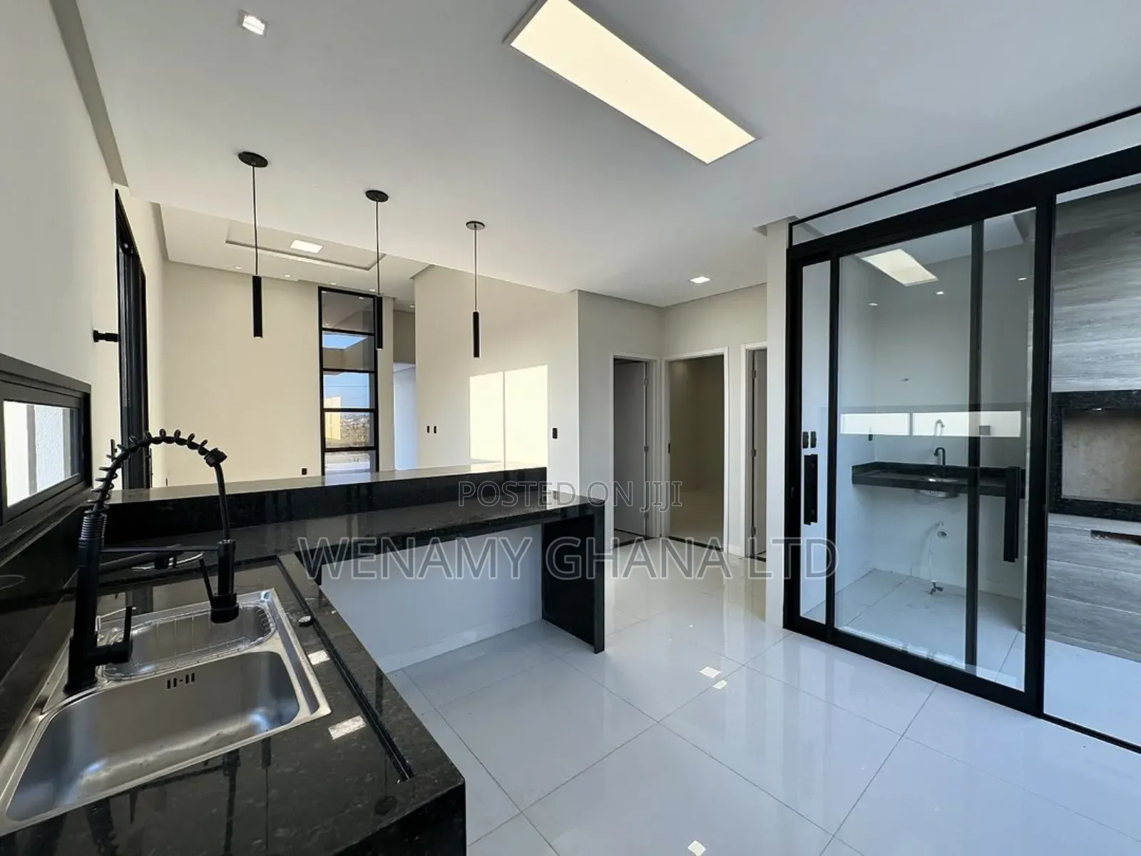3,4 and 5 Bedroom Houses for Sale : Ofplan