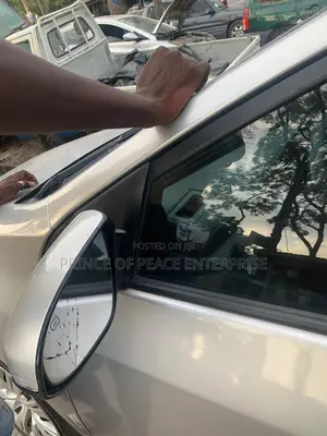 Corolla 2018 Driving Mirror Pair ( Normal )