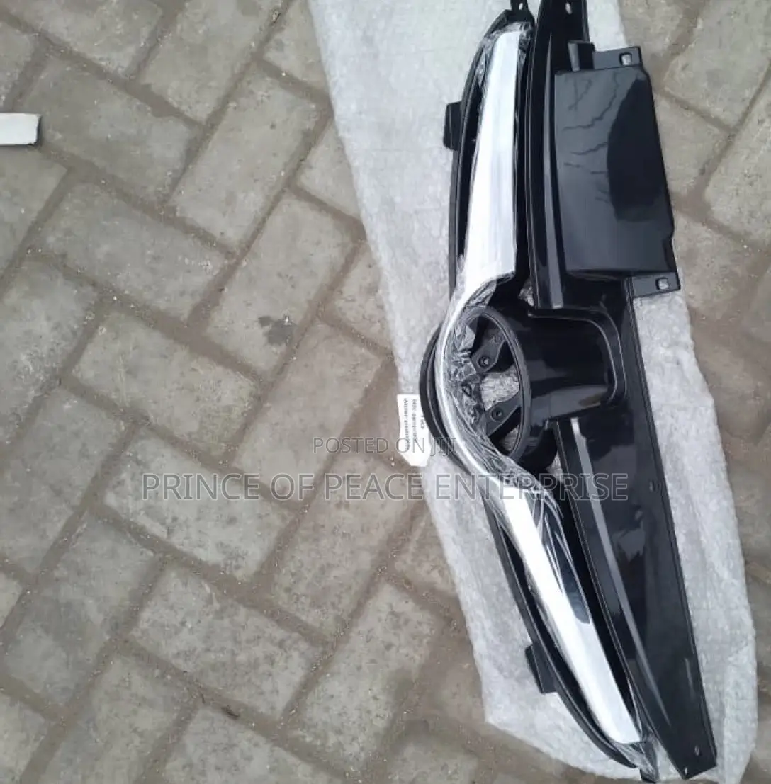 Hyundai Elantra 2012 2013 Top Front Grille
