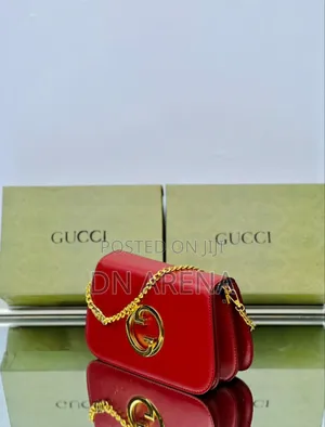 GUCCI - Lady's Handbag in a Box