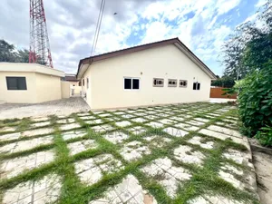 3bdrm House in Manet Court Estate, Airport Residential Area for rent