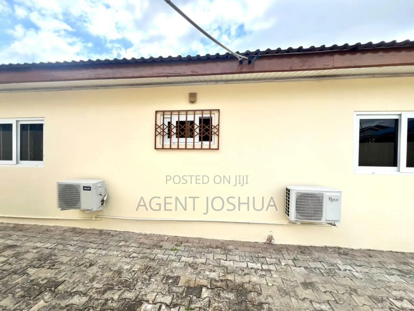 3bdrm House in Manet Court Estate, Airport Residential Area for rent