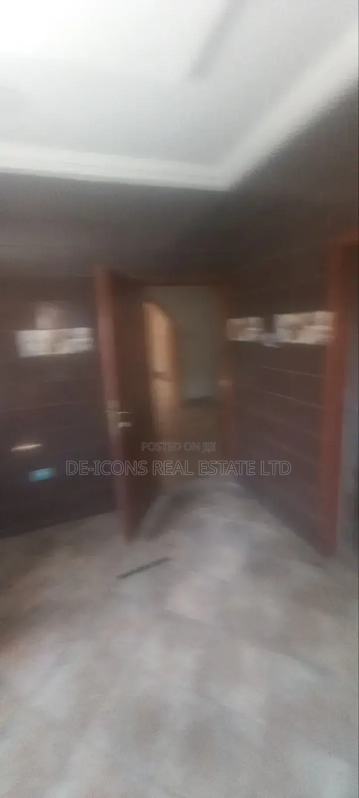 3bdrm Mansion in De-Icons Real Estate, Awutu Senya East Municipal