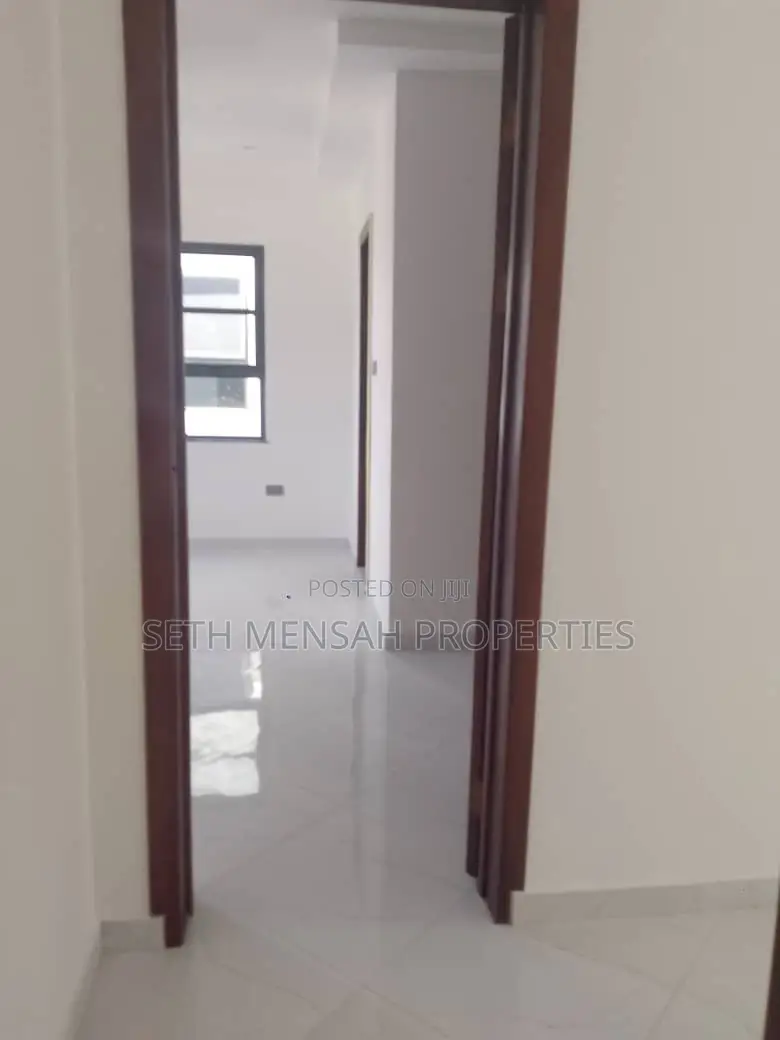 4bdrm House in Skm, Achimota for rent
