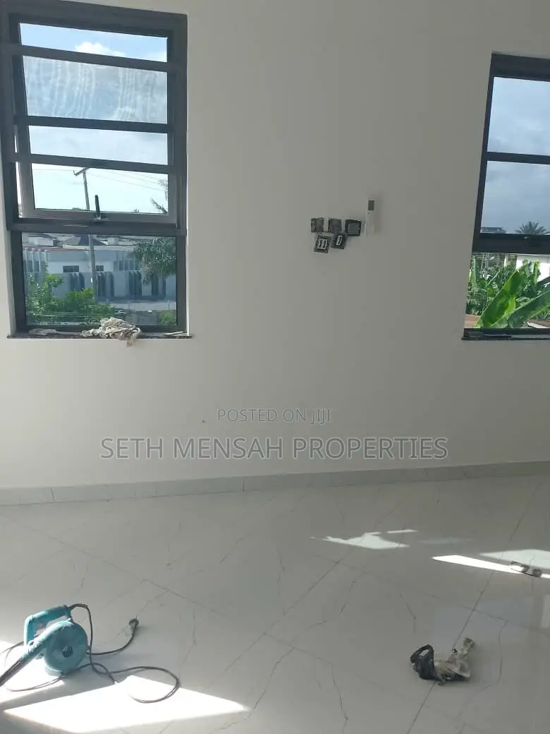 4bdrm House in Skm, Achimota for rent