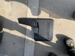 Toyota Hilux Back Rubber Liner