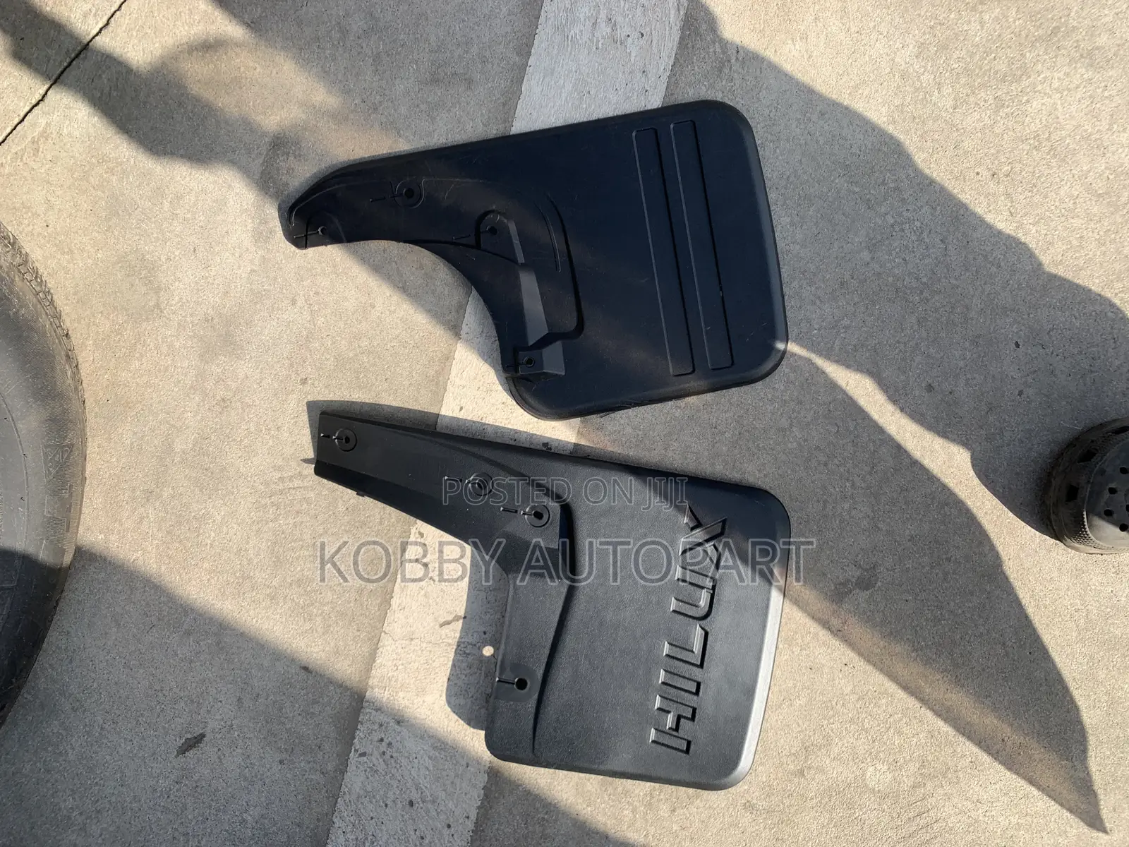 Toyota Hilux Back Rubber Liner