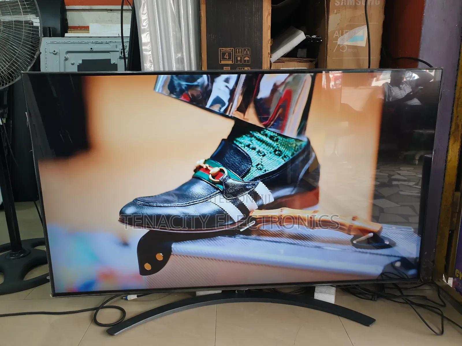 55"Edgeless LG Nanocell Uhd HDR Smart Satellite TV