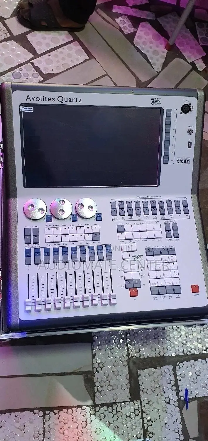 Avolites Qwartz Light Mixer