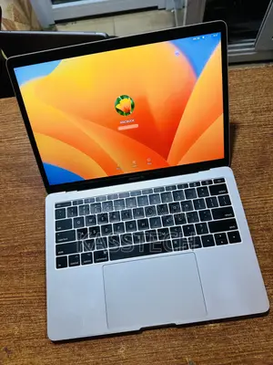 Laptop Apple MacBook Pro 8GB Intel Core I5 SSD 128GB