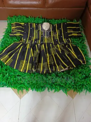 Powerful Original Ghaiana Traditional Handmade Smocks 4sale