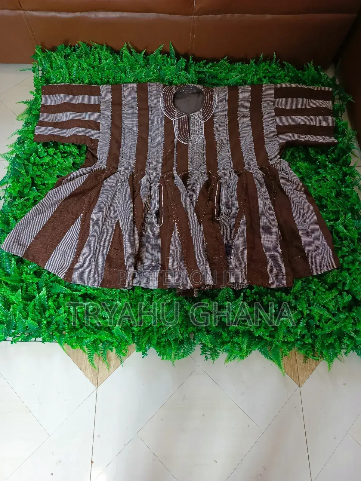 Buy All Your Original Handmade Smocks at Tryahu