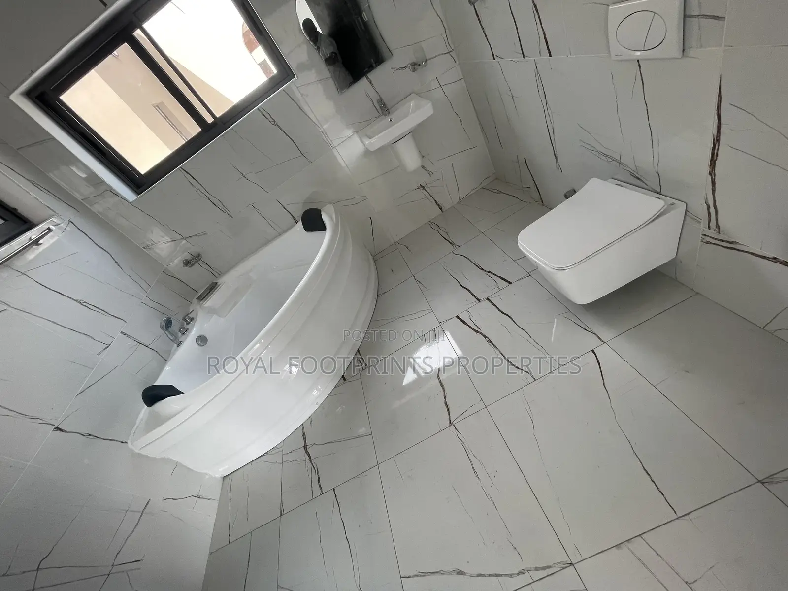 3bdrm House in Royal Footprints, Oyarifa for sale