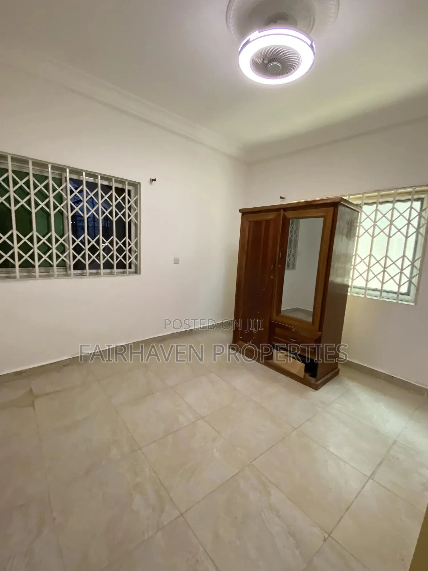 5bdrm House in East Airport for rent
