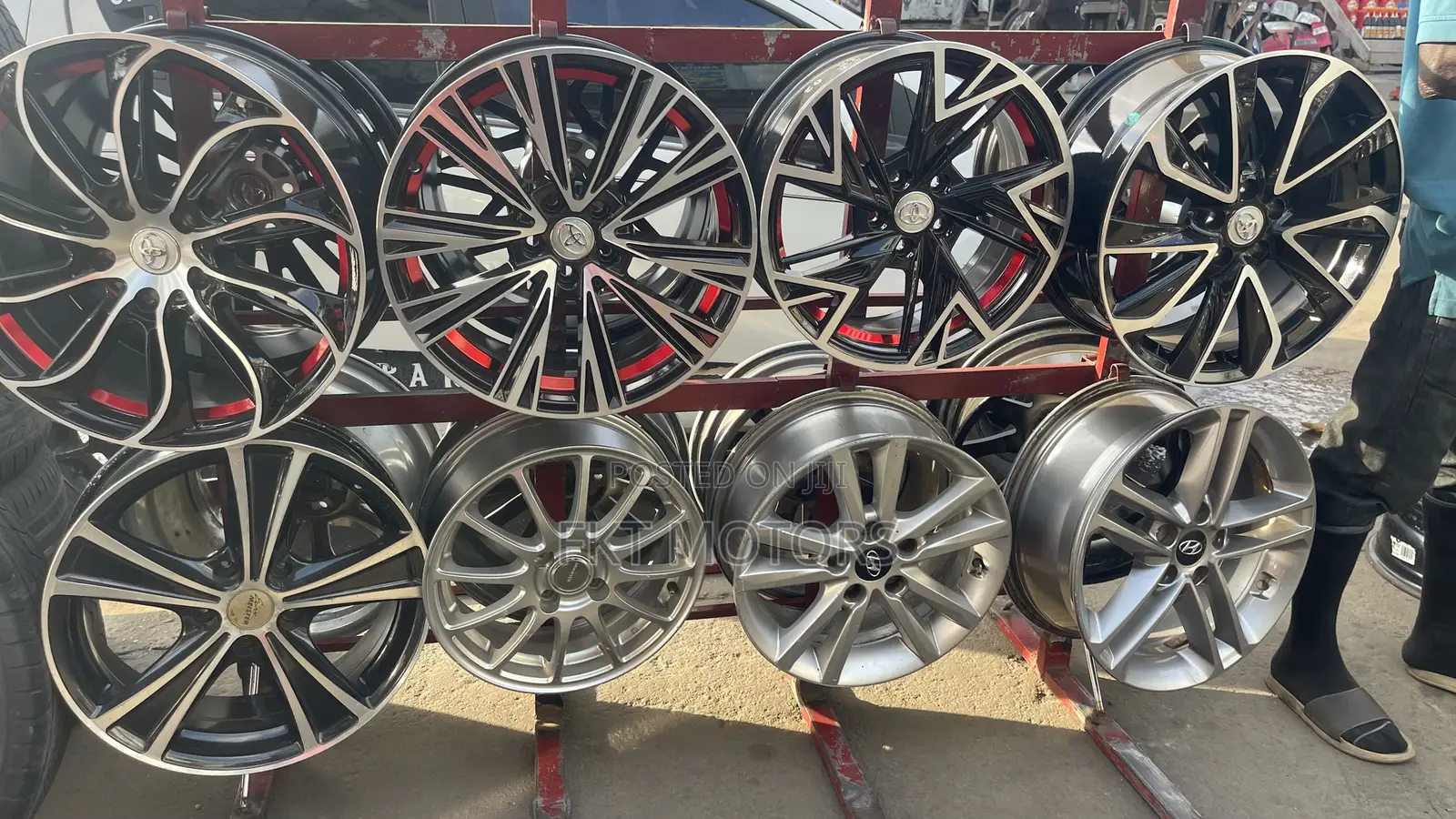 Toyota,Benz,Hyundai,Bmw,Honda,Kia(All Set of Rims Available)