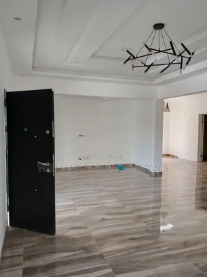 4bdrm Duplex in Community 18 Area, Spintex for rent