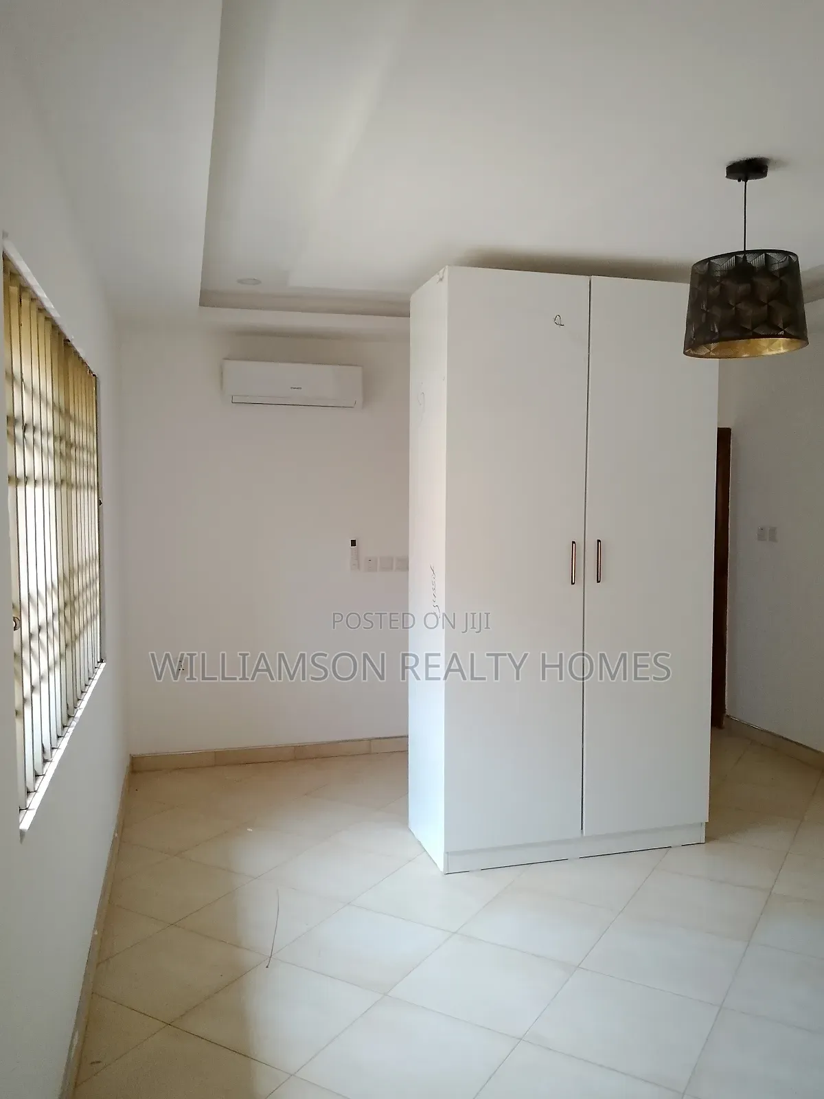4bdrm Duplex in Community 18 Area, Spintex for rent