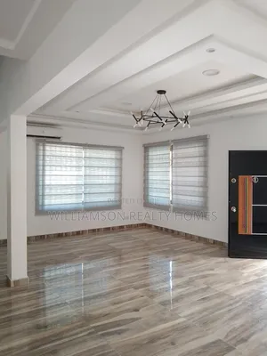 4bdrm Duplex in Community 18 Area, Spintex for rent