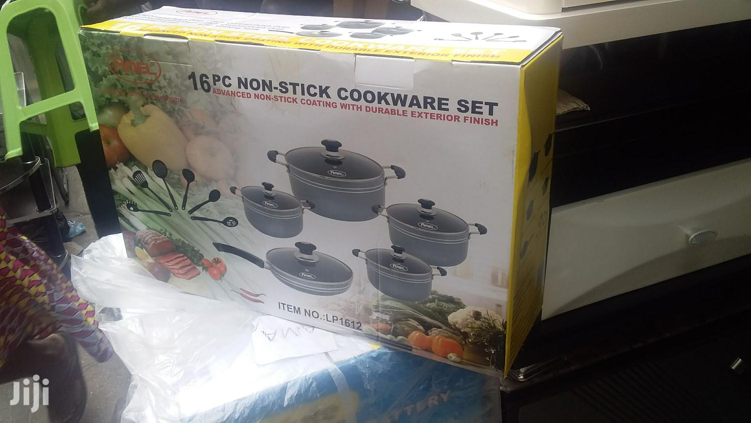 Amel 16pcs Non-Stick Cookware Set