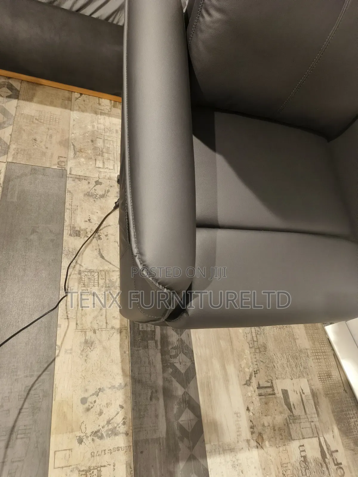 Recliner Sofa Black (Lift Up)