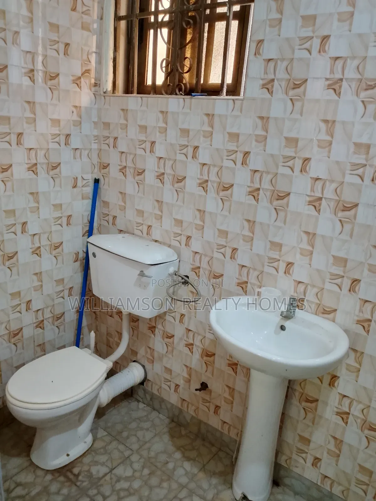 2bdrm Apartment in Hfc Estate Area, Spintex for rent