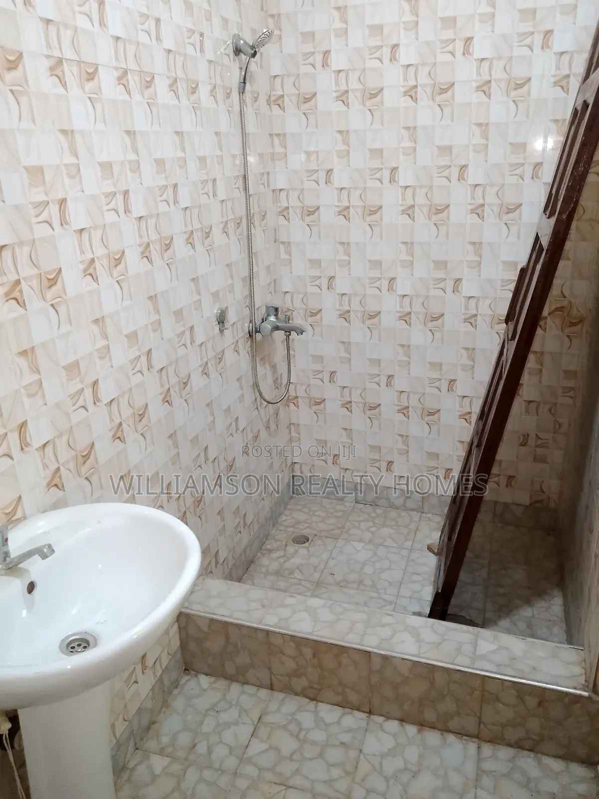 2bdrm Apartment in Hfc Estate Area, Spintex for rent