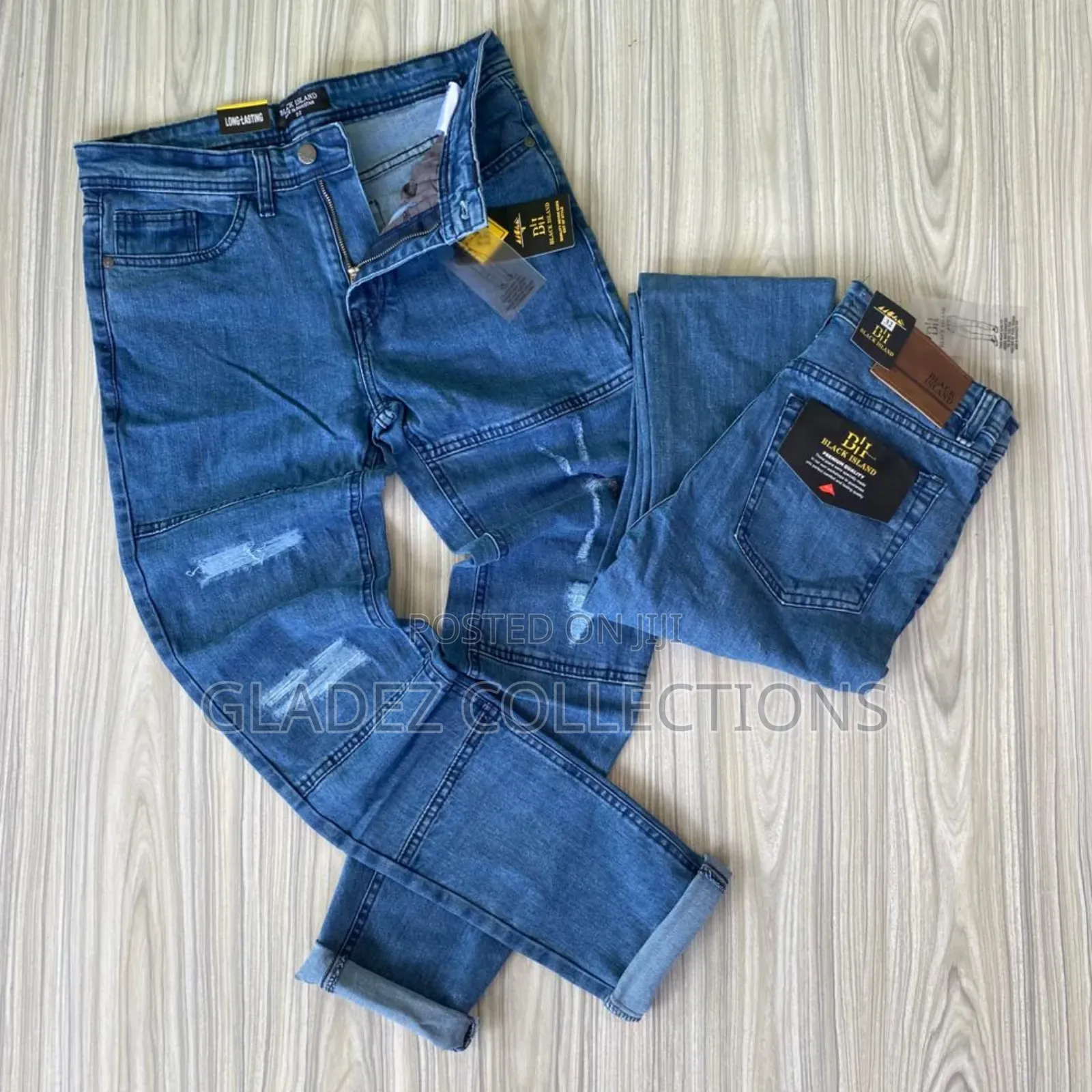 Straight Cut Jeans