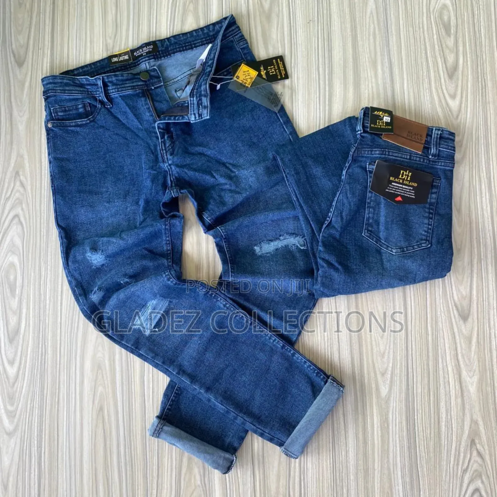 Straight Cut Jeans