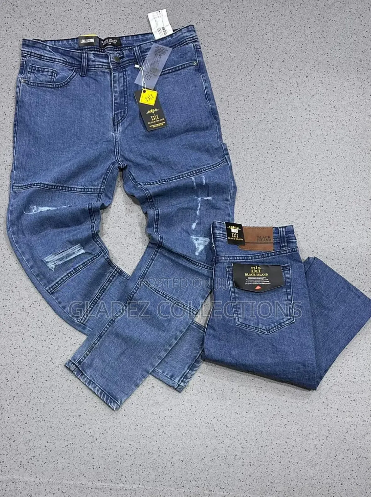 Straight Cut Jeans