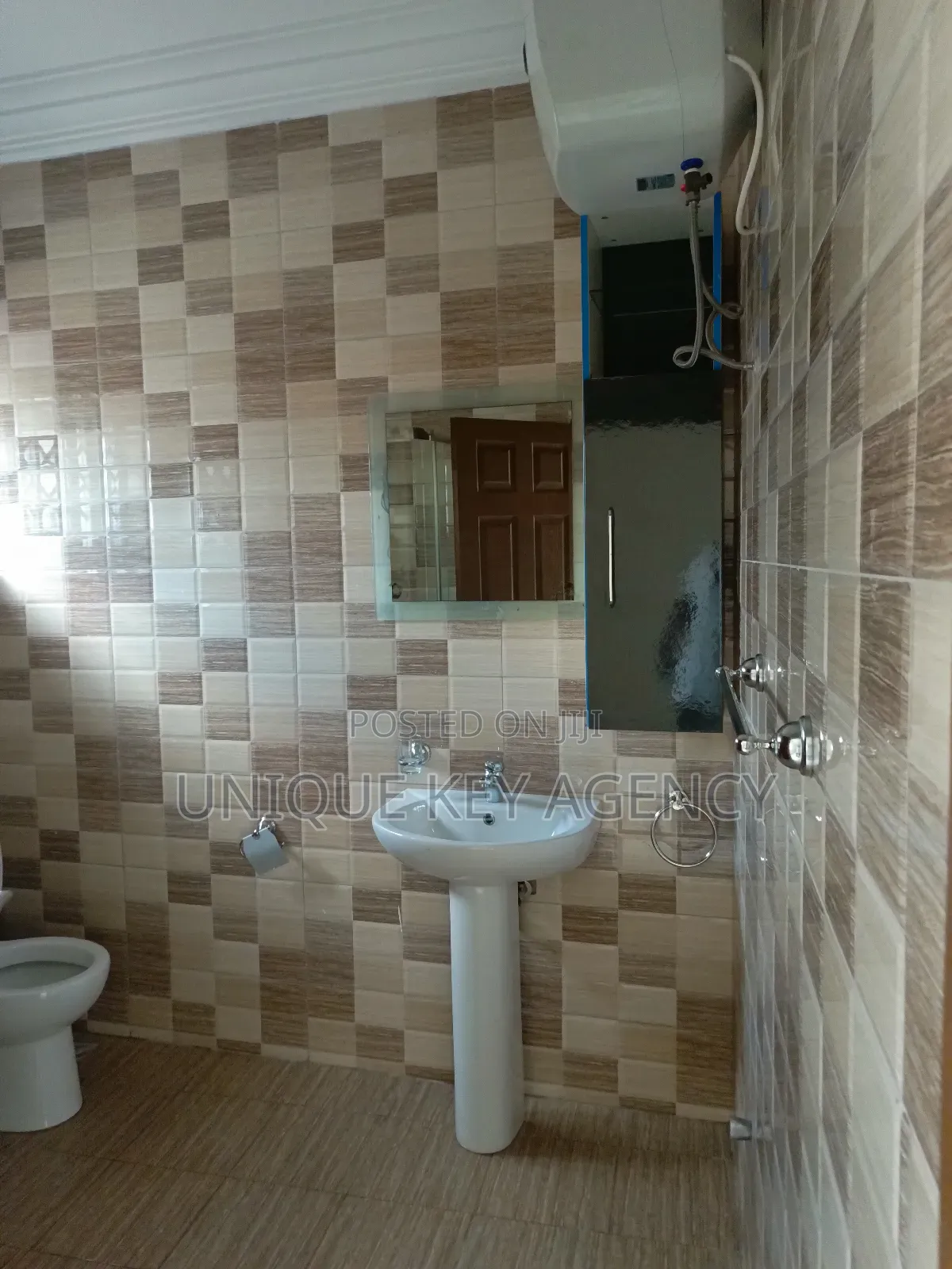 Neat 2 Bedroom Apartment at Tse Addo for Rent